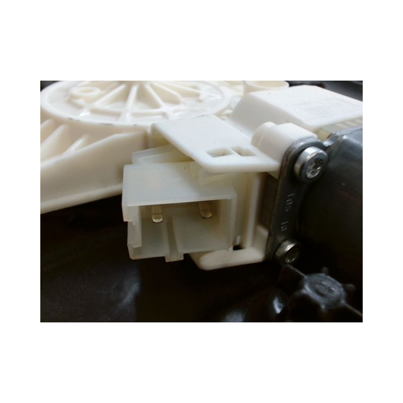 MECANISME+MOTEUR LEVE-GLACE AVANT GAUCHE MERCEDES CLASSE A 2004-