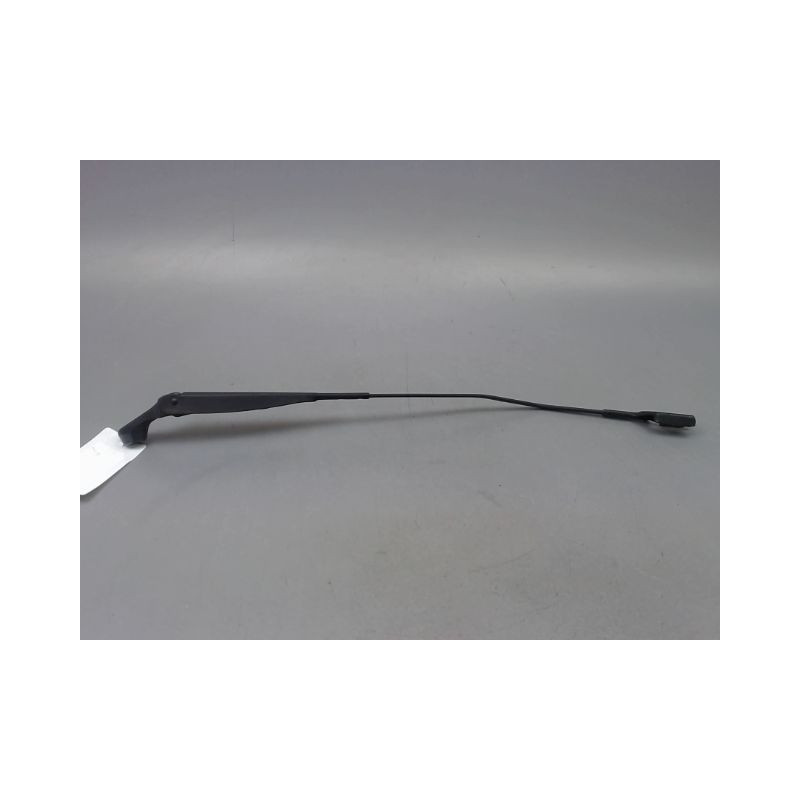 BRAS ESSUIE-GLACE AVANT DROIT FORD KA II 2008-...