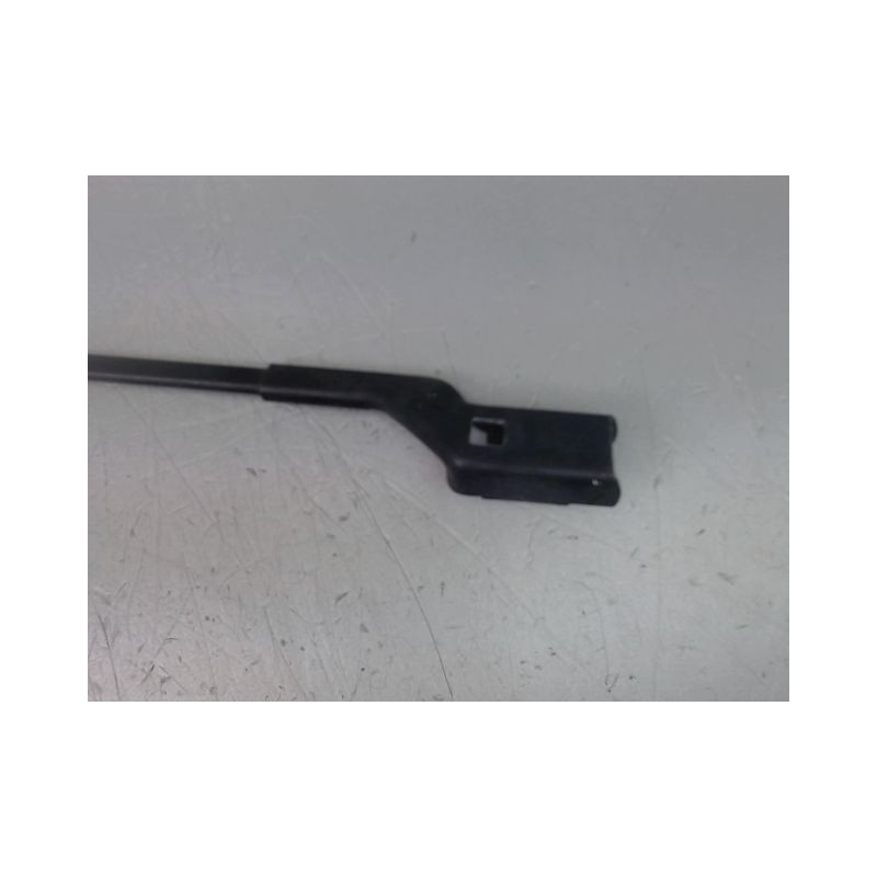 BRAS ESSUIE-GLACE AVANT DROIT FORD KA II 2008-...
