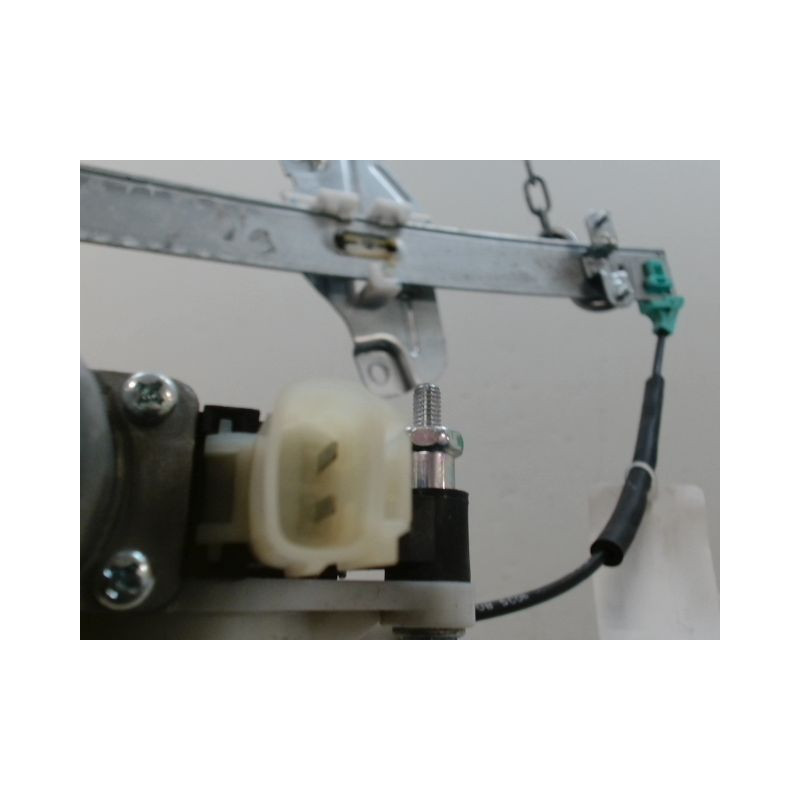 MECANISME+MOTEUR LEVE-GLACE AVANT DROIT KIA RIO 2005-