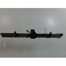 TRAVERSE SUPERIEURE ARMATURE AVANT TOYOTA VERSO