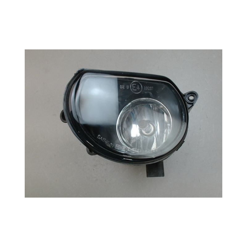PHARE ANTIBROUILLARD AVANT GAUCHE AUDI A3