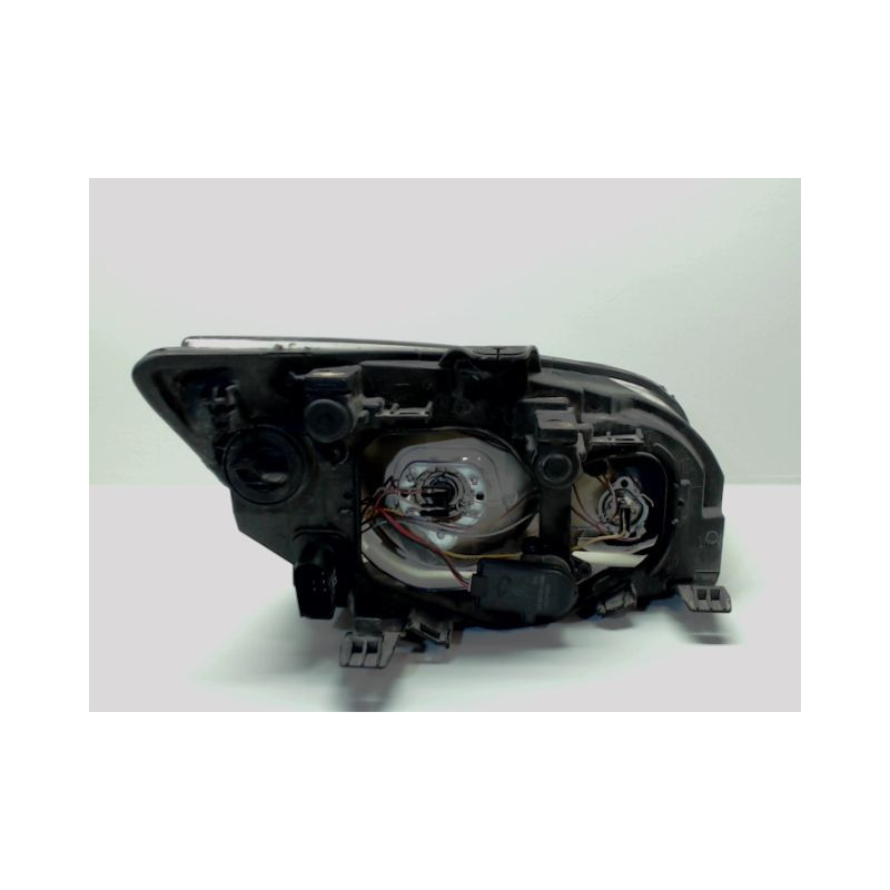 PHARE GAUCHE FORD FOCUS