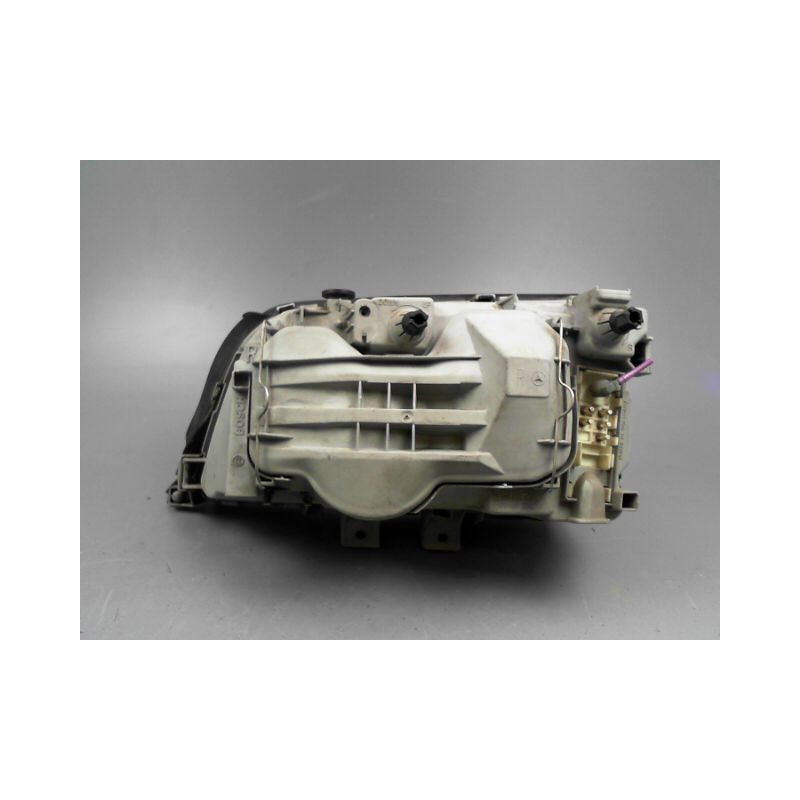 PHARE DROIT MERCEDES C220