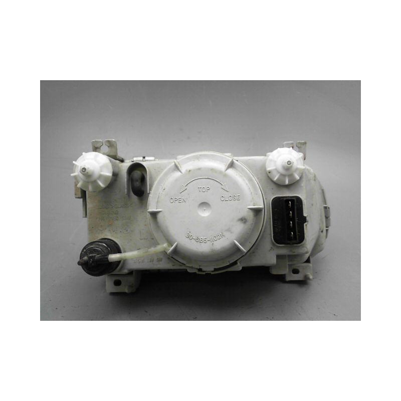 PHARE GAUCHE SKODA FELICIA