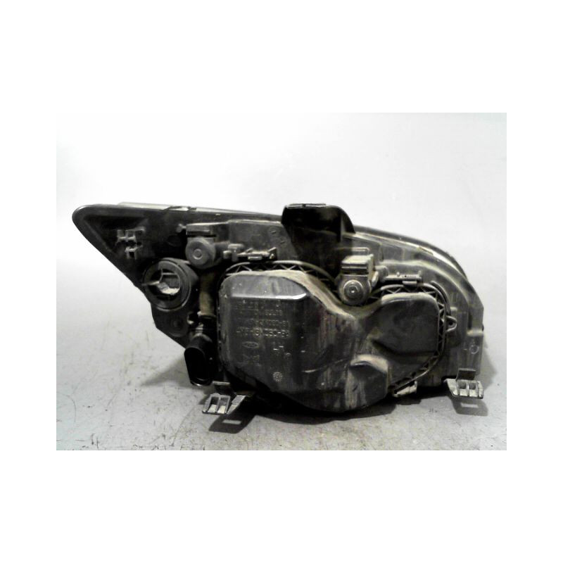 PHARE GAUCHE FORD FOCUS