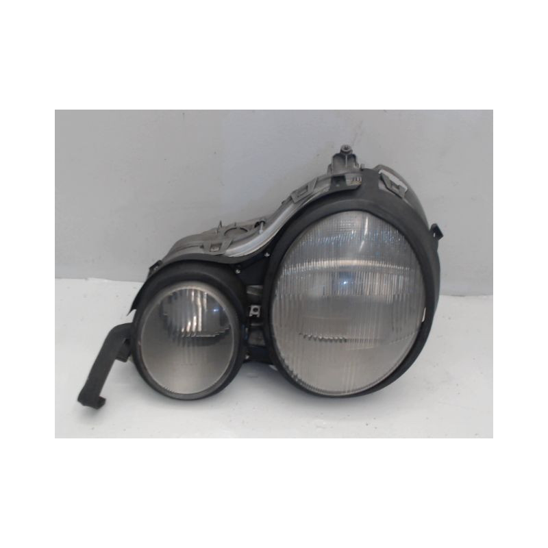 PHARE GAUCHE MERCEDES E290