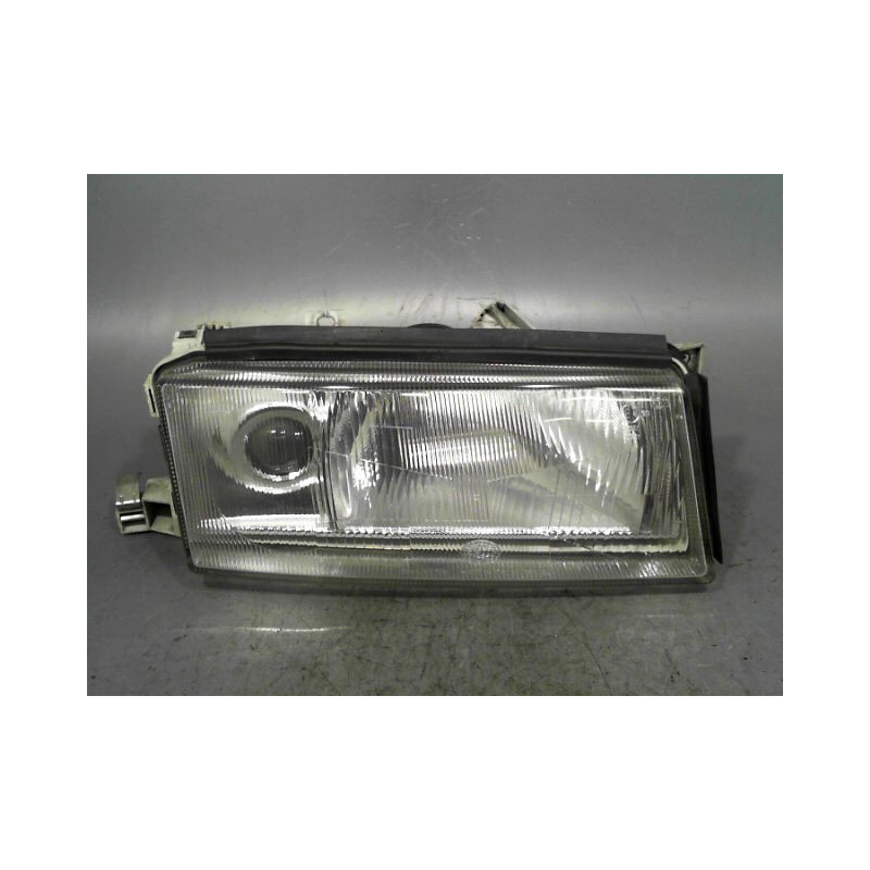 PHARE DROIT SKODA OCTAVIA COMBI -2000