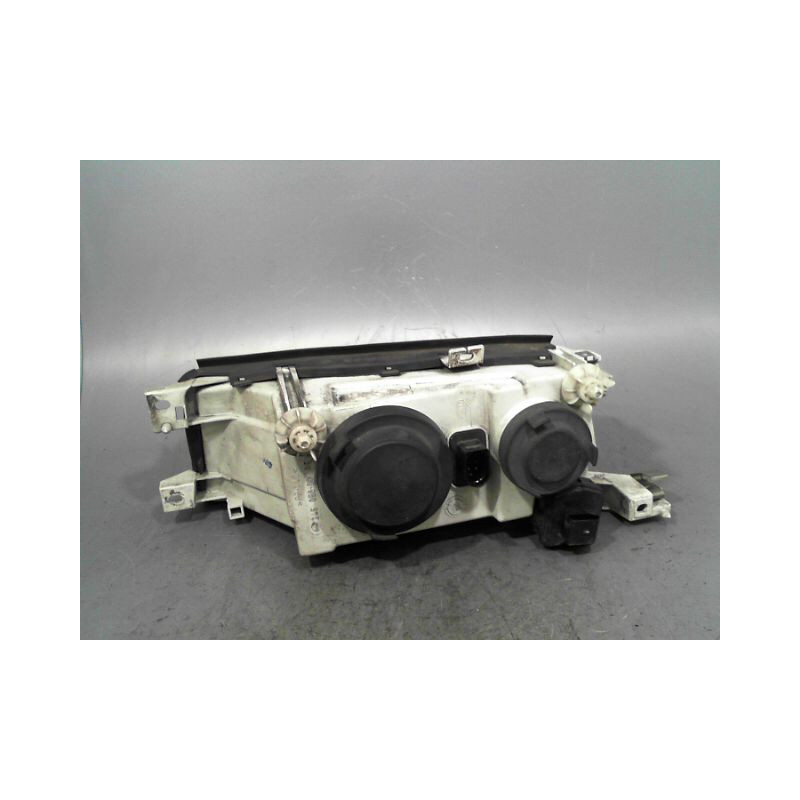 PHARE DROIT SKODA OCTAVIA COMBI -2000