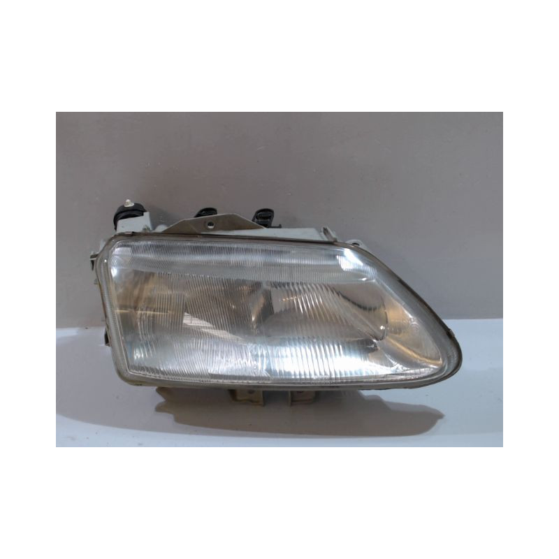 PHARE DROIT RENAULT GRAND ESPACE-2002