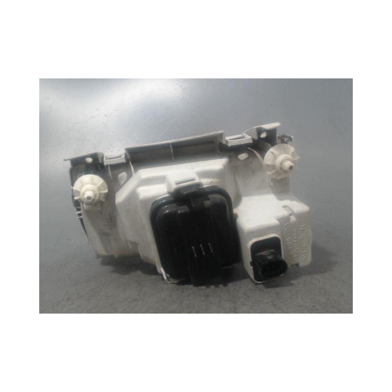 PHARE DROIT VOLKSWAGEN POLO 94-99