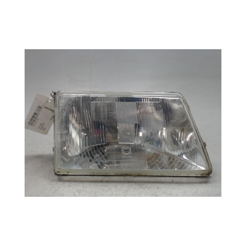 PHARE DROIT PEUGEOT 309