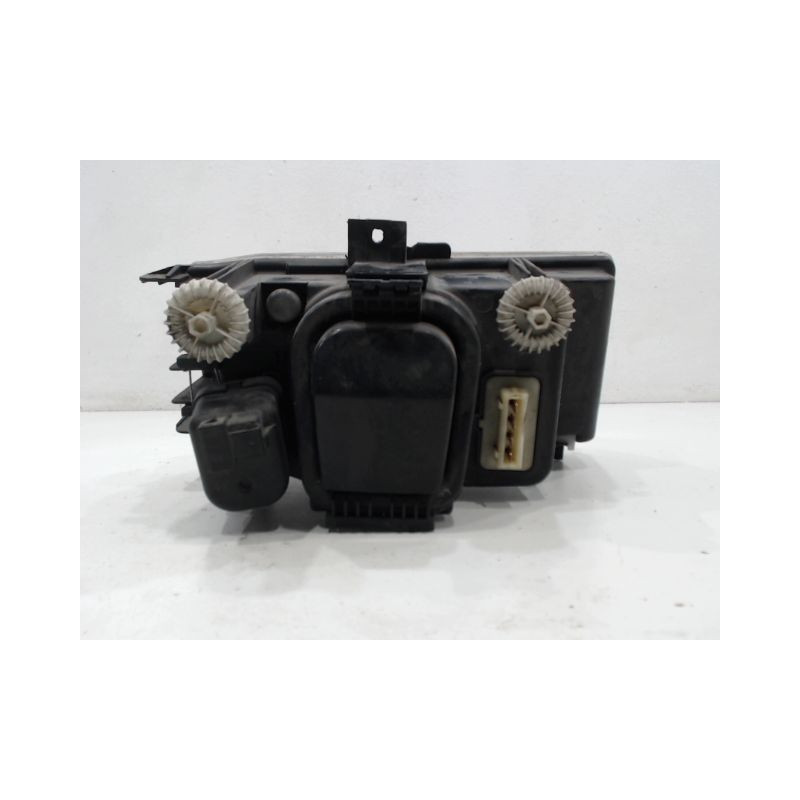 PHARE GAUCHE VOLKSWAGEN POLO FLI.