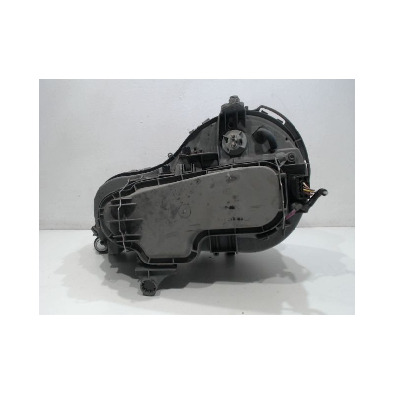 PHARE DROIT MERCEDES E300
