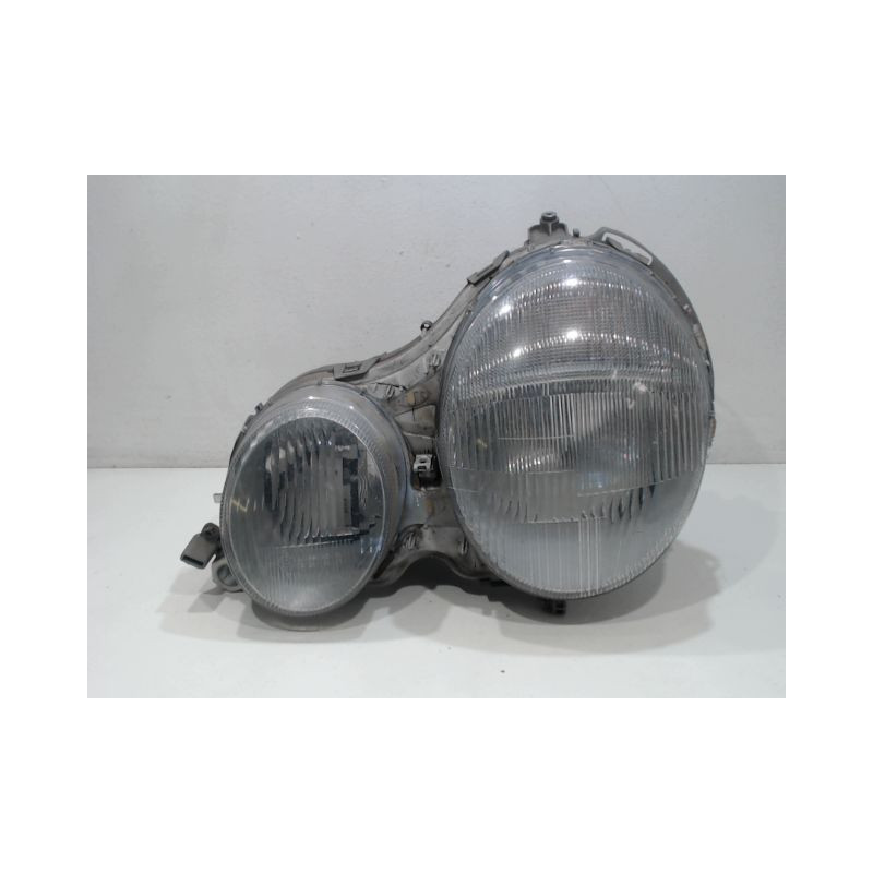 PHARE GAUCHE MERCEDES E300