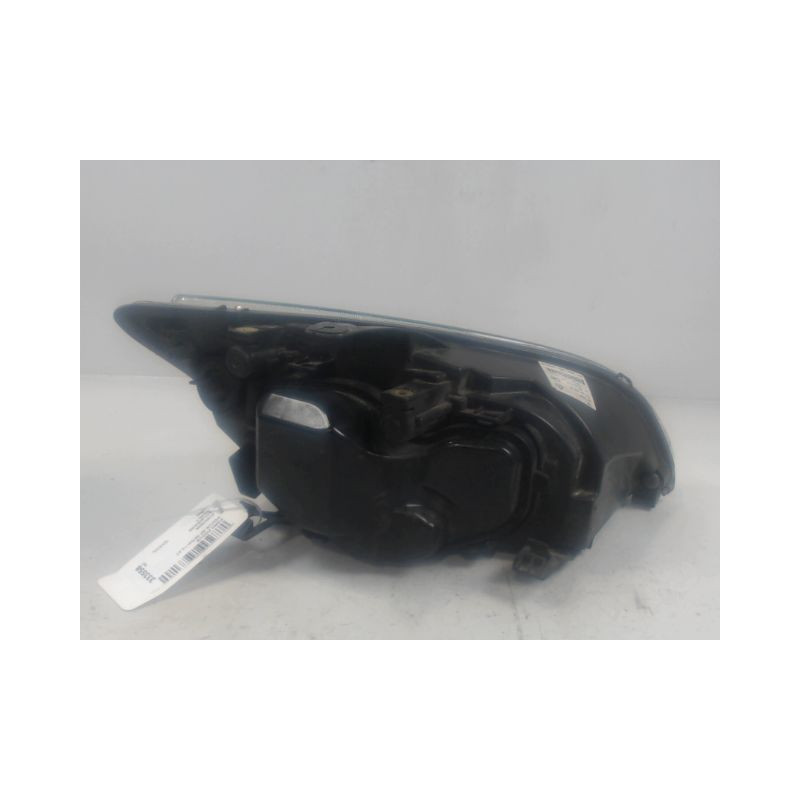 PHARE GAUCHE FORD FOCUS 04-07