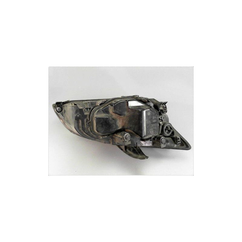 PHARE GAUCHE FORD FOCUS 04-07
