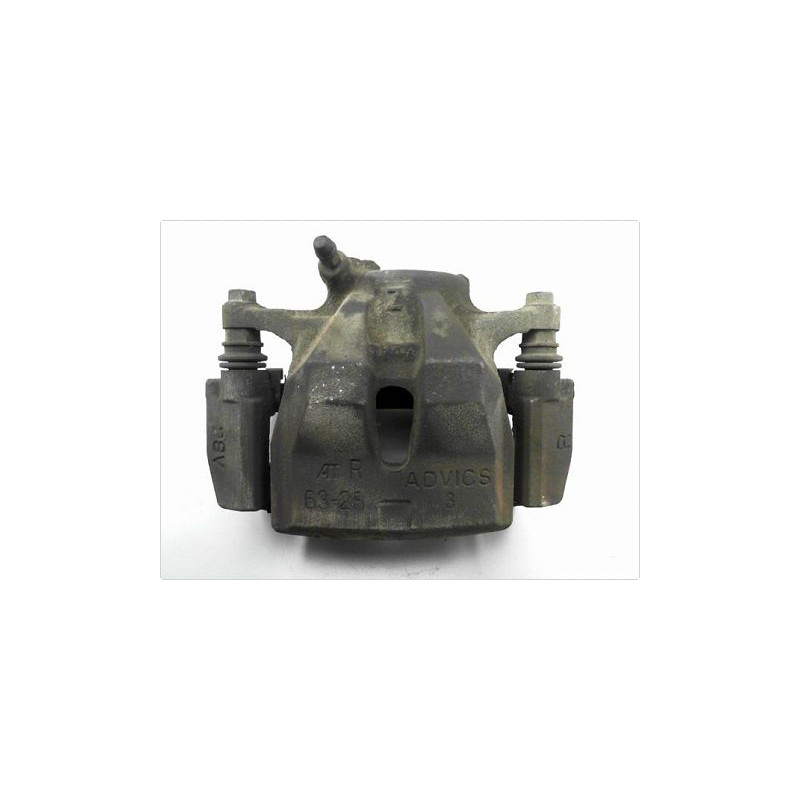 ETRIER DE FREIN AVANT DROIT TOYOTA RAV4 III 06-09