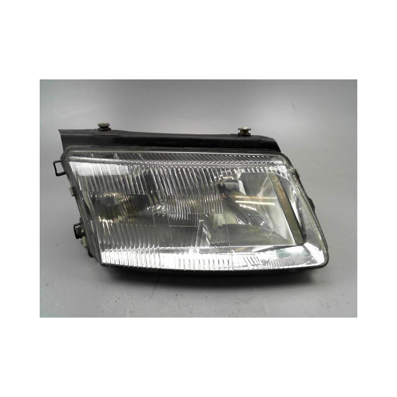 PHARE DROIT VOLKSWAGEN PASSAT BERL. IV Phase 1 (3B) 1996-2000