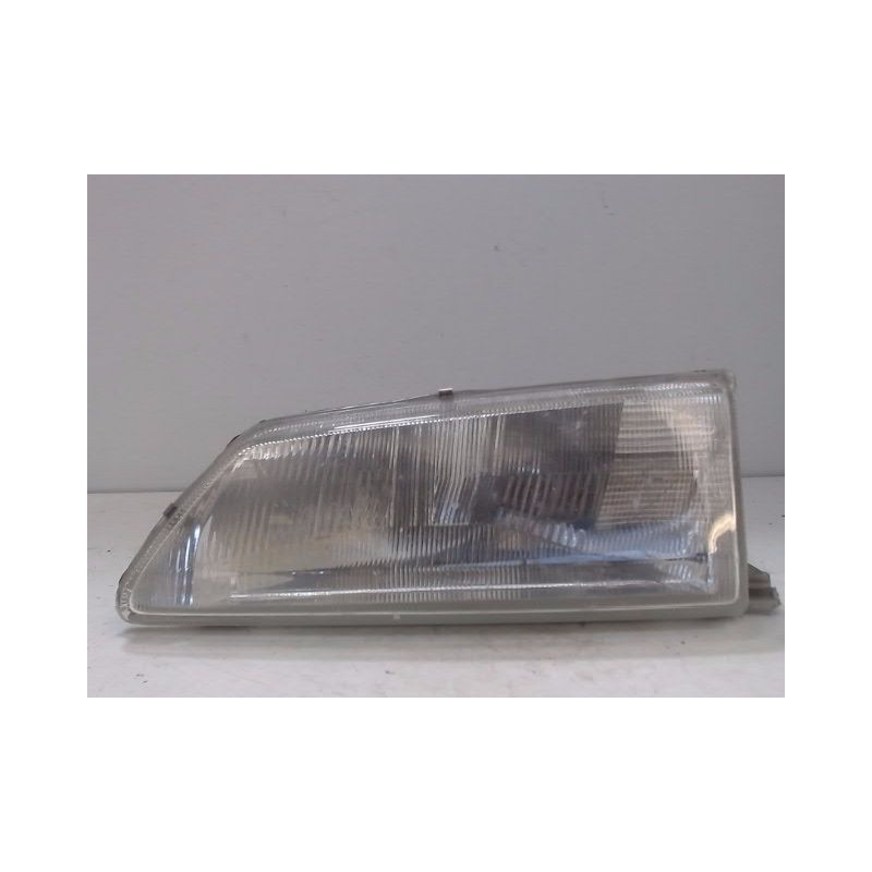 PHARE GAUCHE PEUGEOT 106