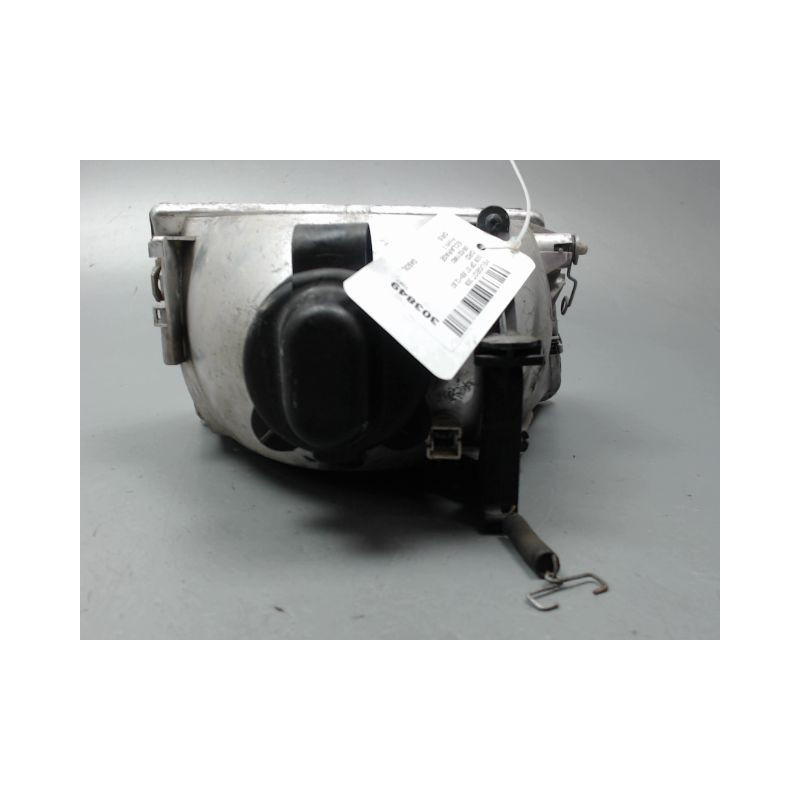 PHARE GAUCHE PEUGEOT 309 89-93