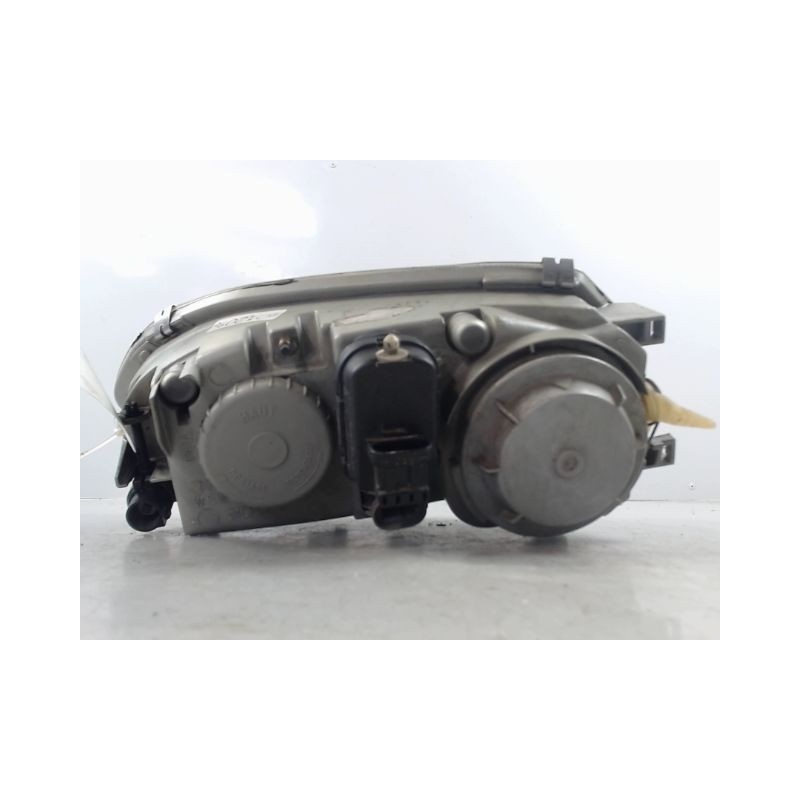 PHARE DROIT RENAULT SAFRANE -96