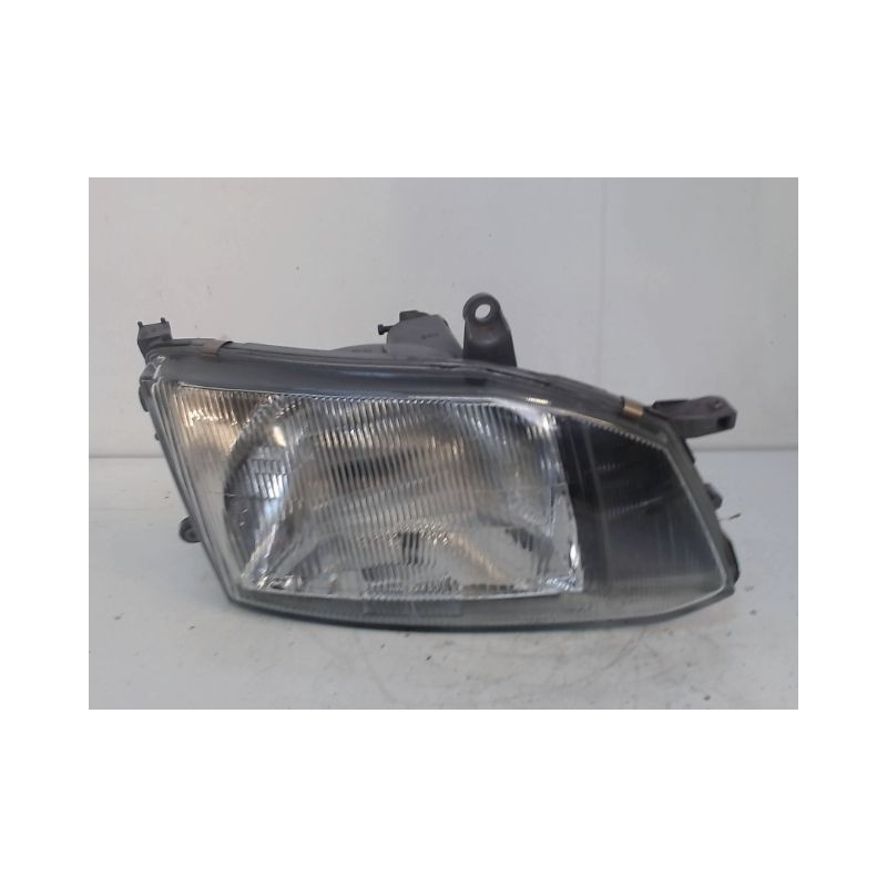 PHARE DROIT TOYOTA HI-ACE