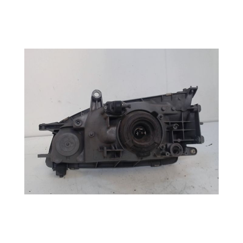 PHARE DROIT TOYOTA HI-ACE