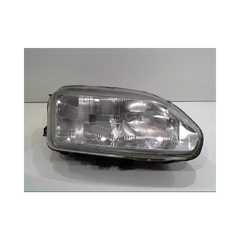 PHARE DROIT RENAULT SAFRANE