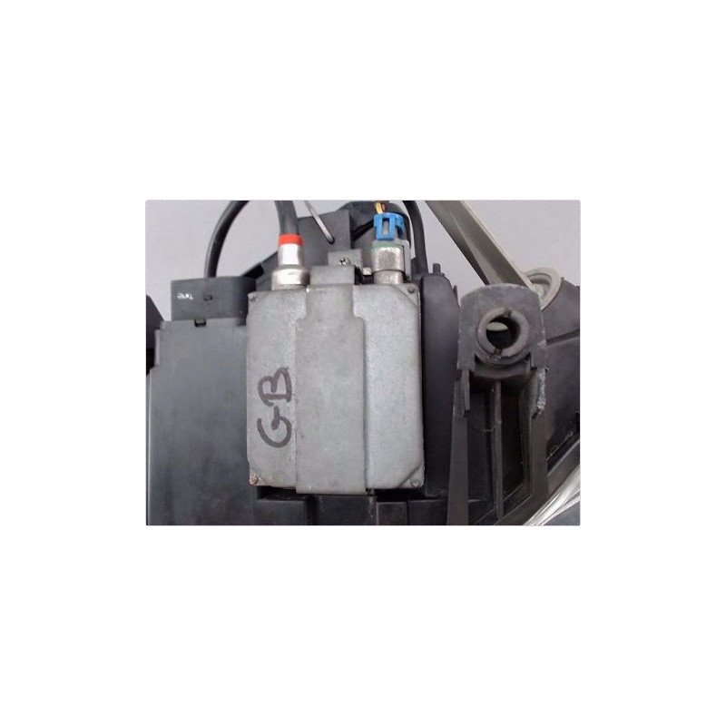 PHARE DROIT AUDI A6 AVANT 98-2001