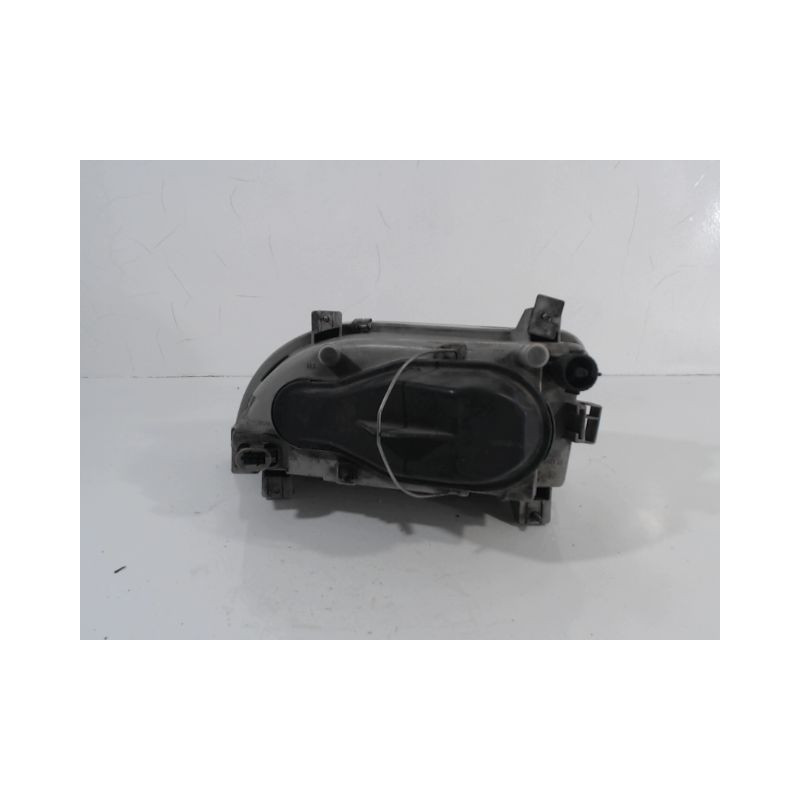 PHARE DROIT RENAULT ESPACE 91-95