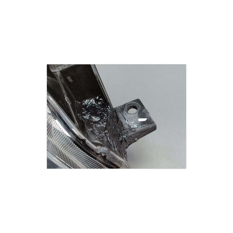 PHARE DROIT MAZDA 3