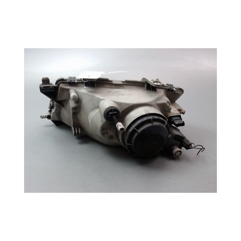 PHARE DROIT SAAB 900 94-98
