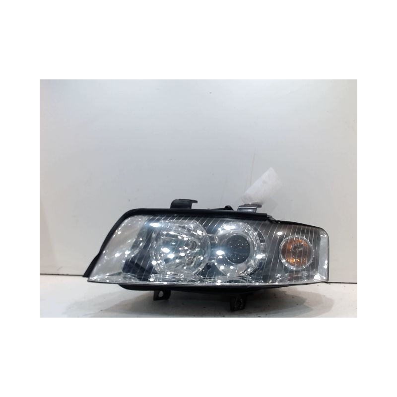 PHARE GAUCHE AUDI A4