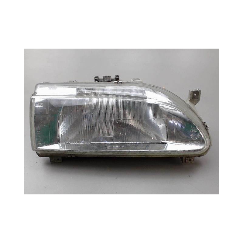 PHARE DROIT RENAULT R19
