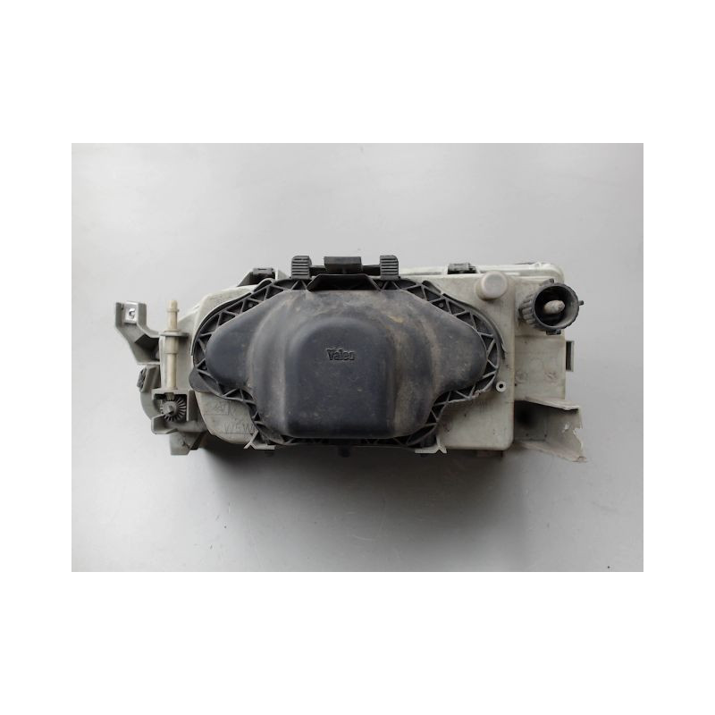 PHARE DROIT RENAULT R19