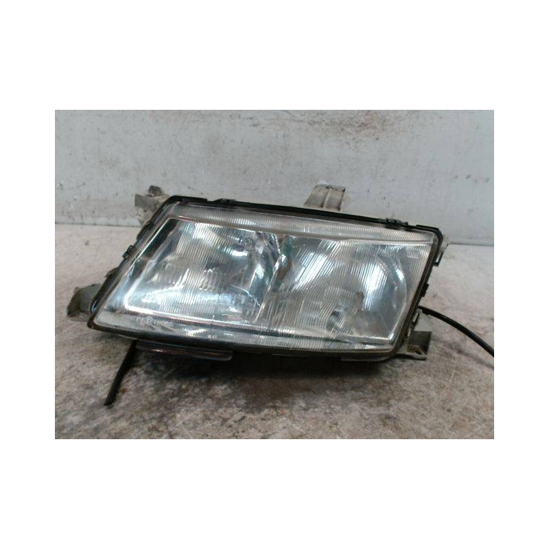 PHARE GAUCHE SAAB 9-5 2001-