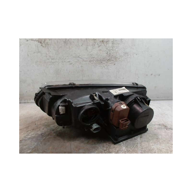 PHARE DROIT RENAULT SAFRANE 96 -2000