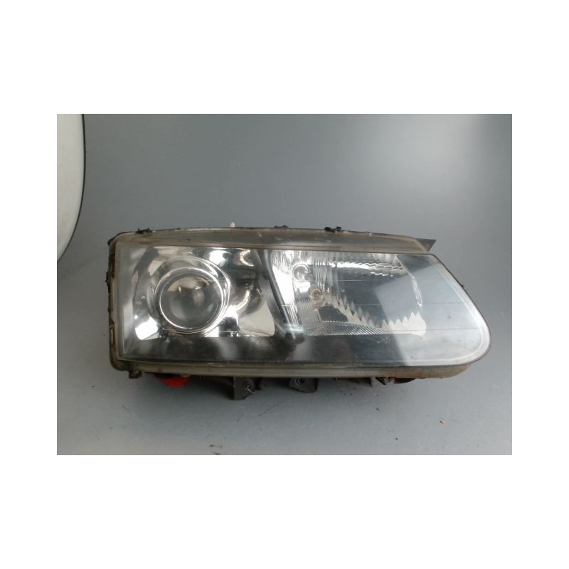 PHARE DROIT RENAULT SAFRANE PHASE 2 GASOIL