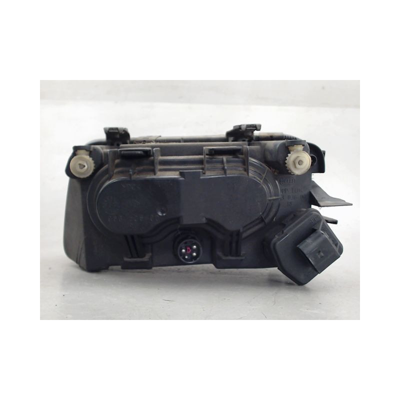 PHARE DROIT AUDI A3