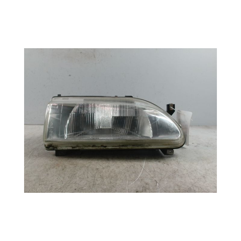 PHARE DROIT RENAULT 19 92-96