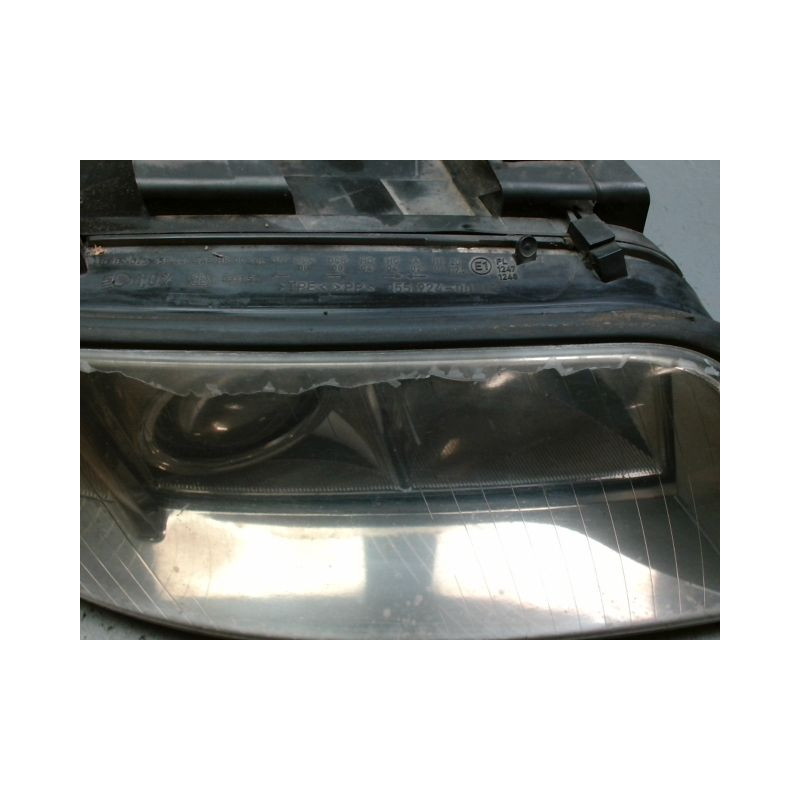 PHARE DROIT AUDI A6 2001-