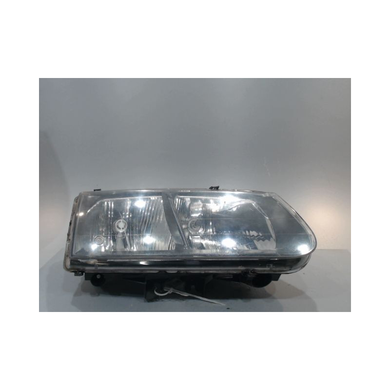 PHARE DROIT RENAULT SAFRANE