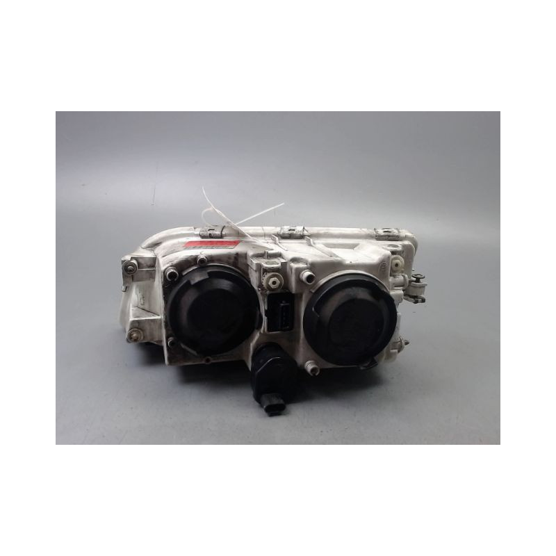 PHARE DROIT VOLVO V40 BREAK I Phase 2 2000-2003