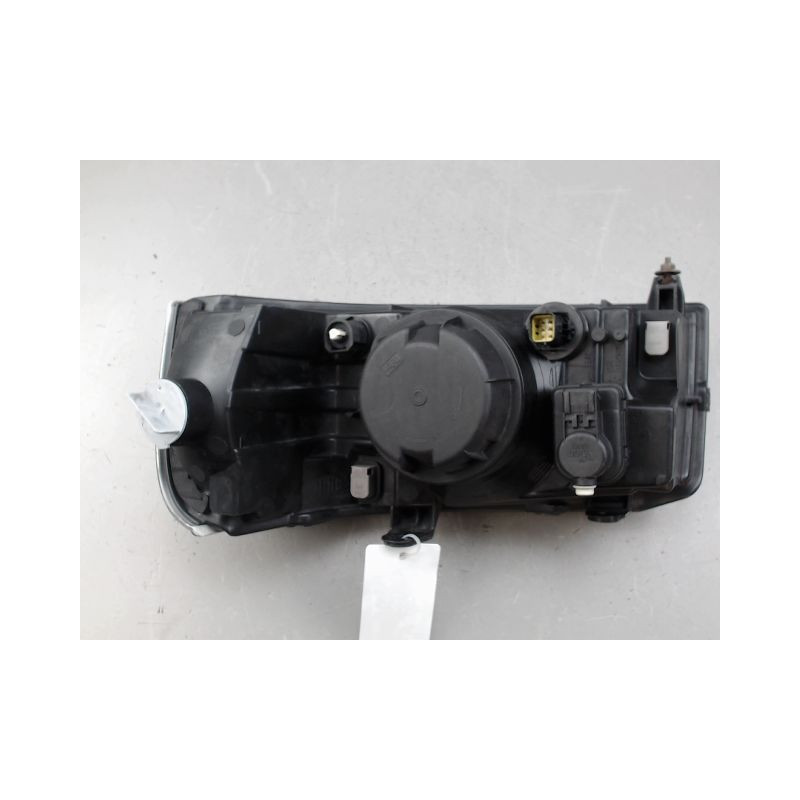 PHARE DROIT LAND ROVER FREELAND.