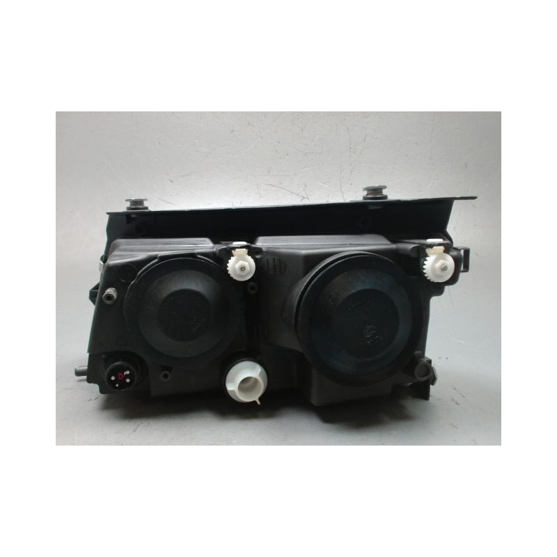 PHARE DROIT VOLKSWAGEN PASSAT 96-2000