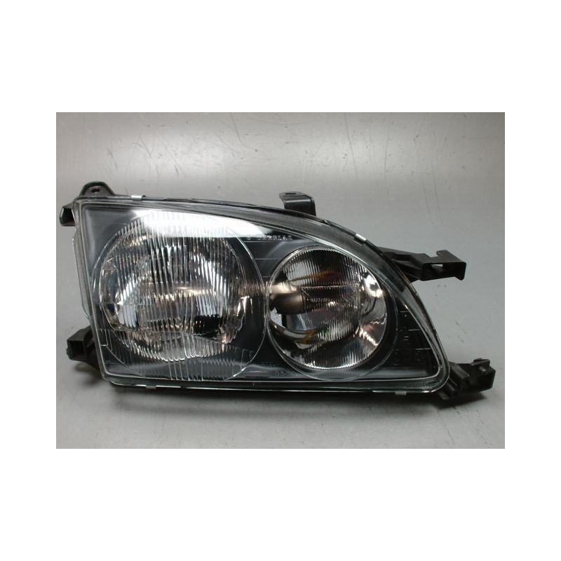 PHARE DROIT TOYOTA AVENSIS 2000-2003