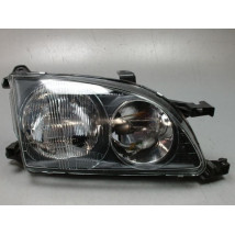 PHARE DROIT TOYOTA AVENSIS 2000-2003