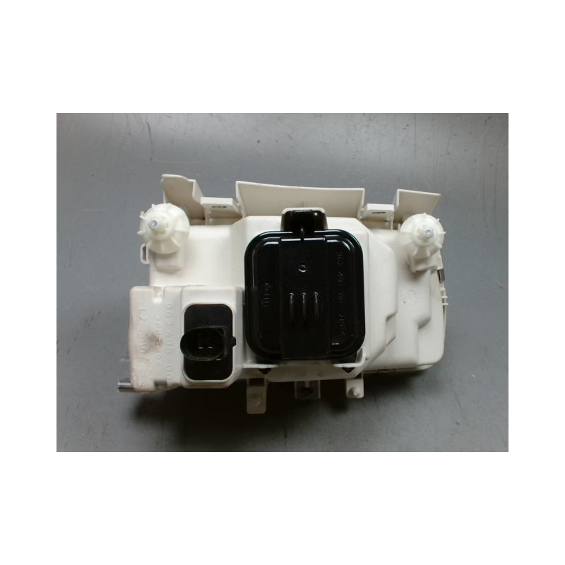 PHARE GAUCHE VOLKSWAGEN POLO 94-99