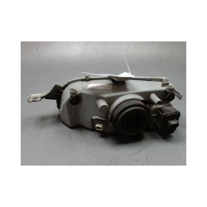 PHARE DROIT FIAT PUNTO -99